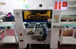 首臺新款貼片機(jī)BV-F660送貨杭州